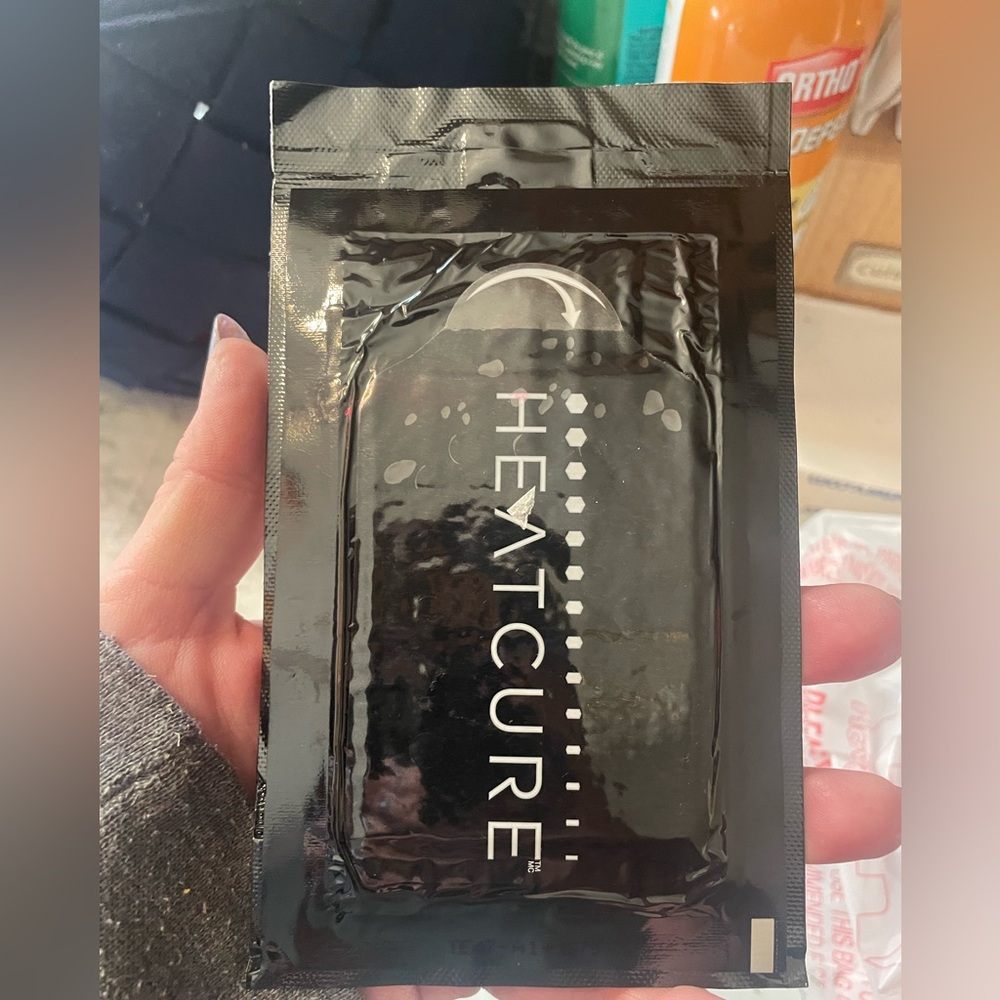 Redken Heat Cure Intense Self-heating Treatment Mask